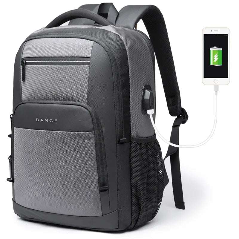 Mochila masculina com carregamento USB