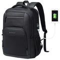 Mochila masculina com carregamento USB